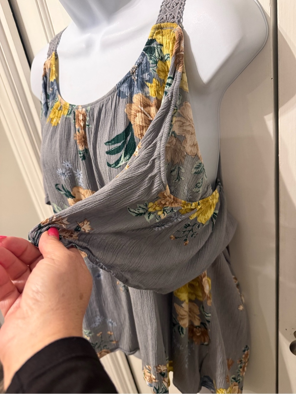 TorridGray Cold-Shoulder Floral Tunic with Yellow Blooms - Picture 6 of 8